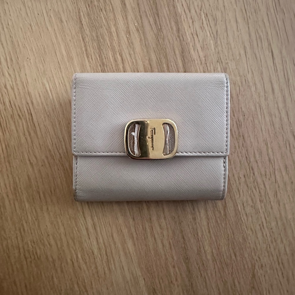 Ferregamo short wallet